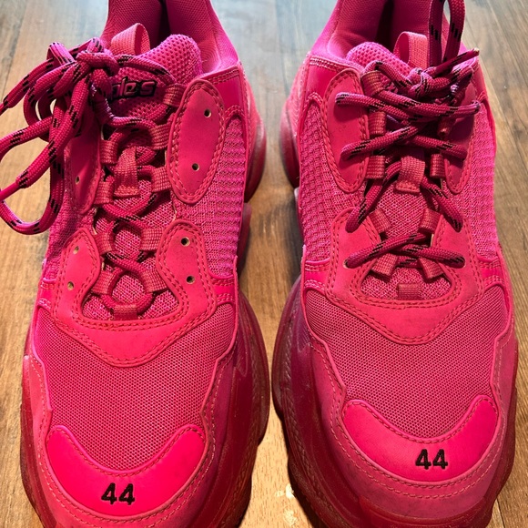 Balenciaga - Picture 2 of 2